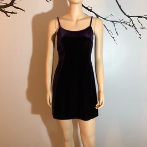 ROBERTA BRIDAL Velvet Dress